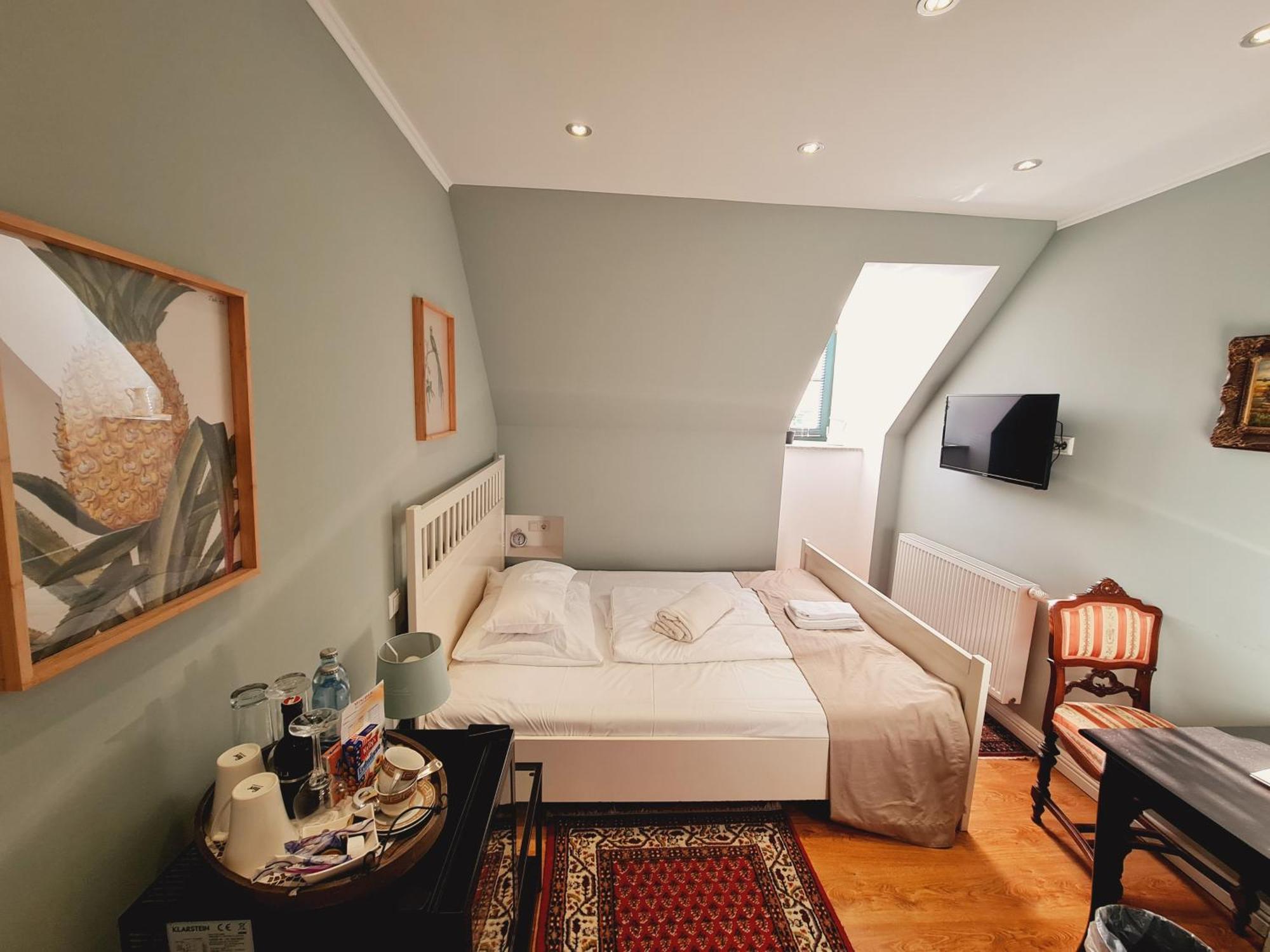 Bed and Breakfast Gewerkenschloessl Zeilinger Knittelfeld Exterior foto