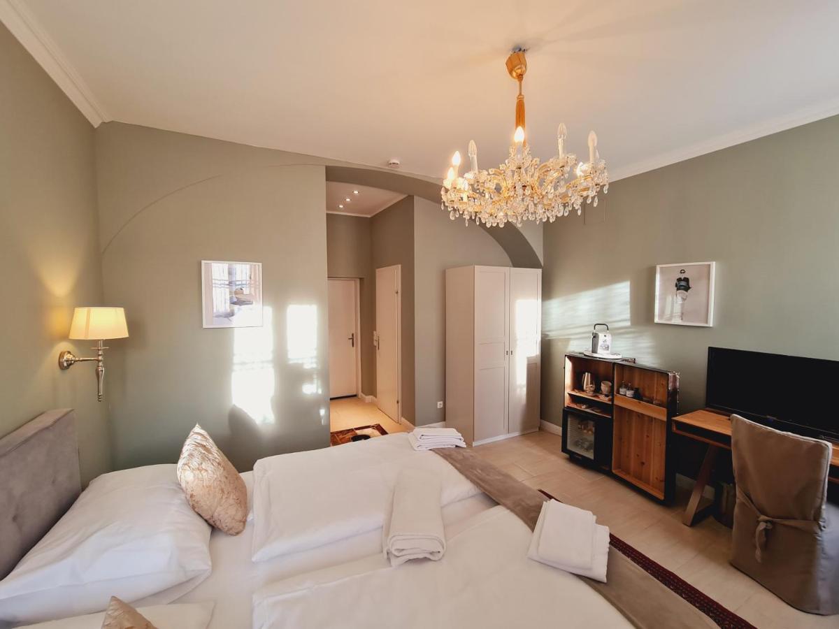 Bed and Breakfast Gewerkenschloessl Zeilinger Knittelfeld Exterior foto