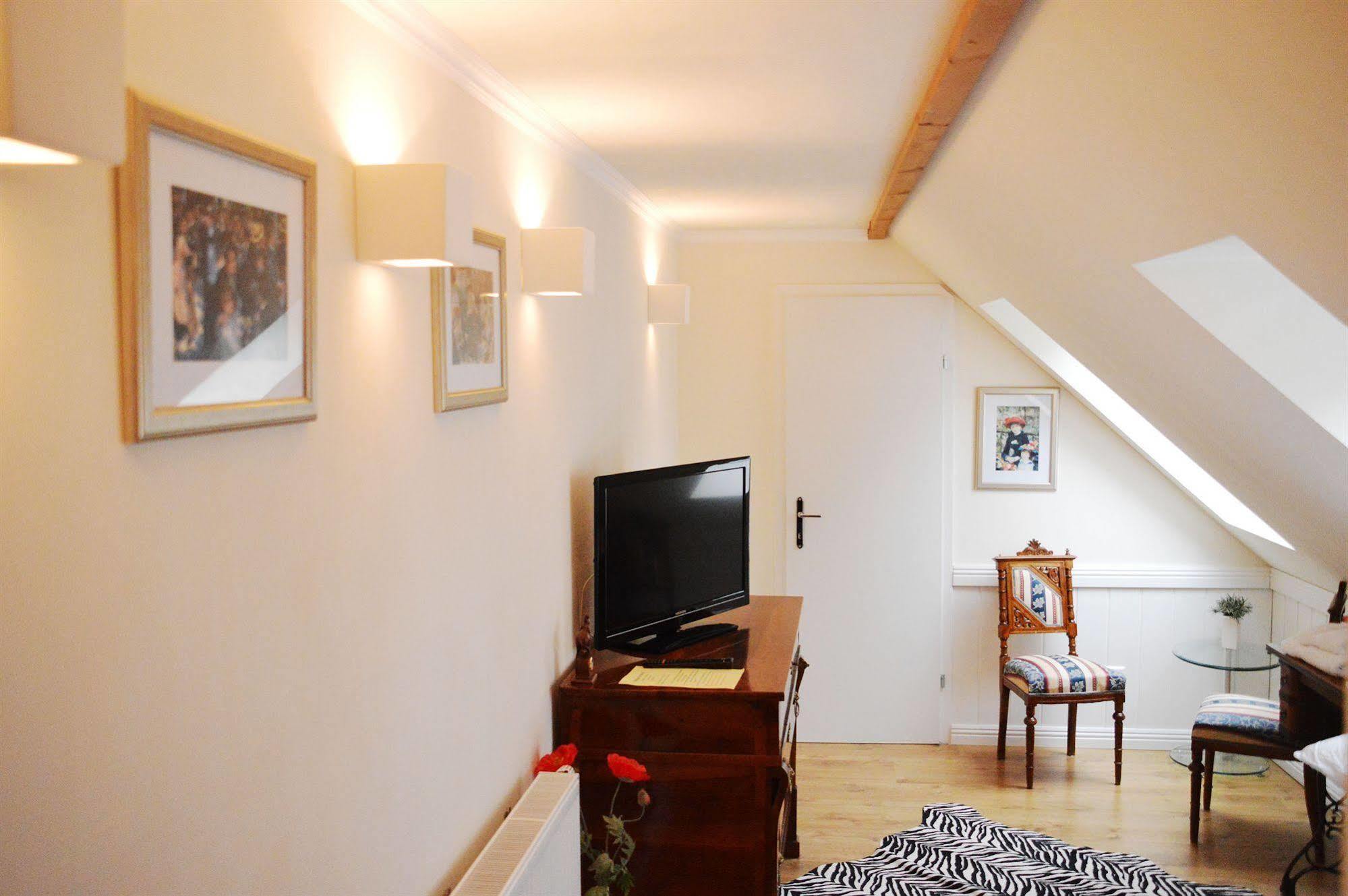 Bed and Breakfast Gewerkenschloessl Zeilinger Knittelfeld Exterior foto