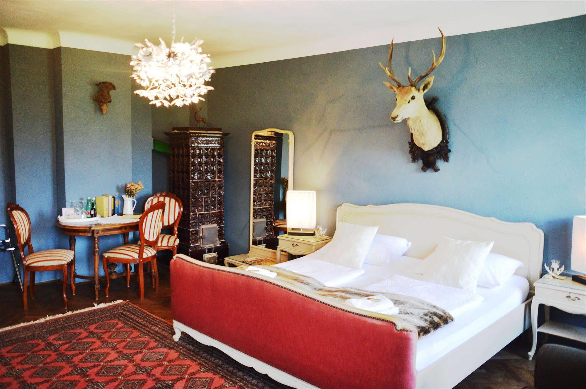 Bed and Breakfast Gewerkenschloessl Zeilinger Knittelfeld Exterior foto